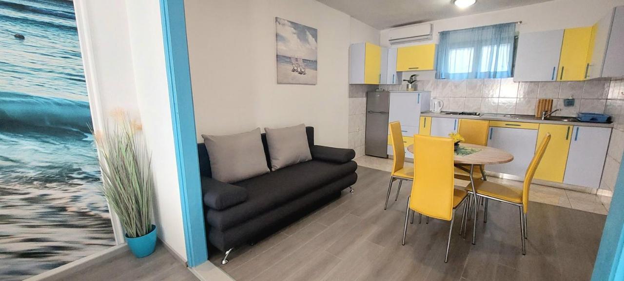 Apartma Luna *